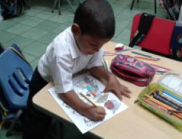 niños en la escuela